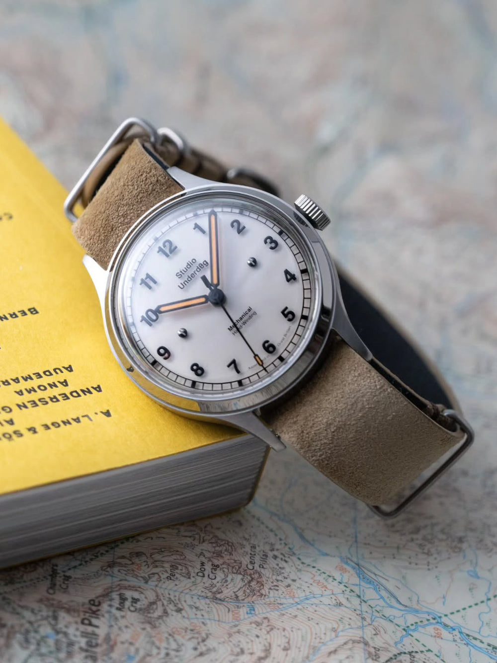 Sandstone Suede NATO Single-Piece Leather Watch Strap | Veblenist