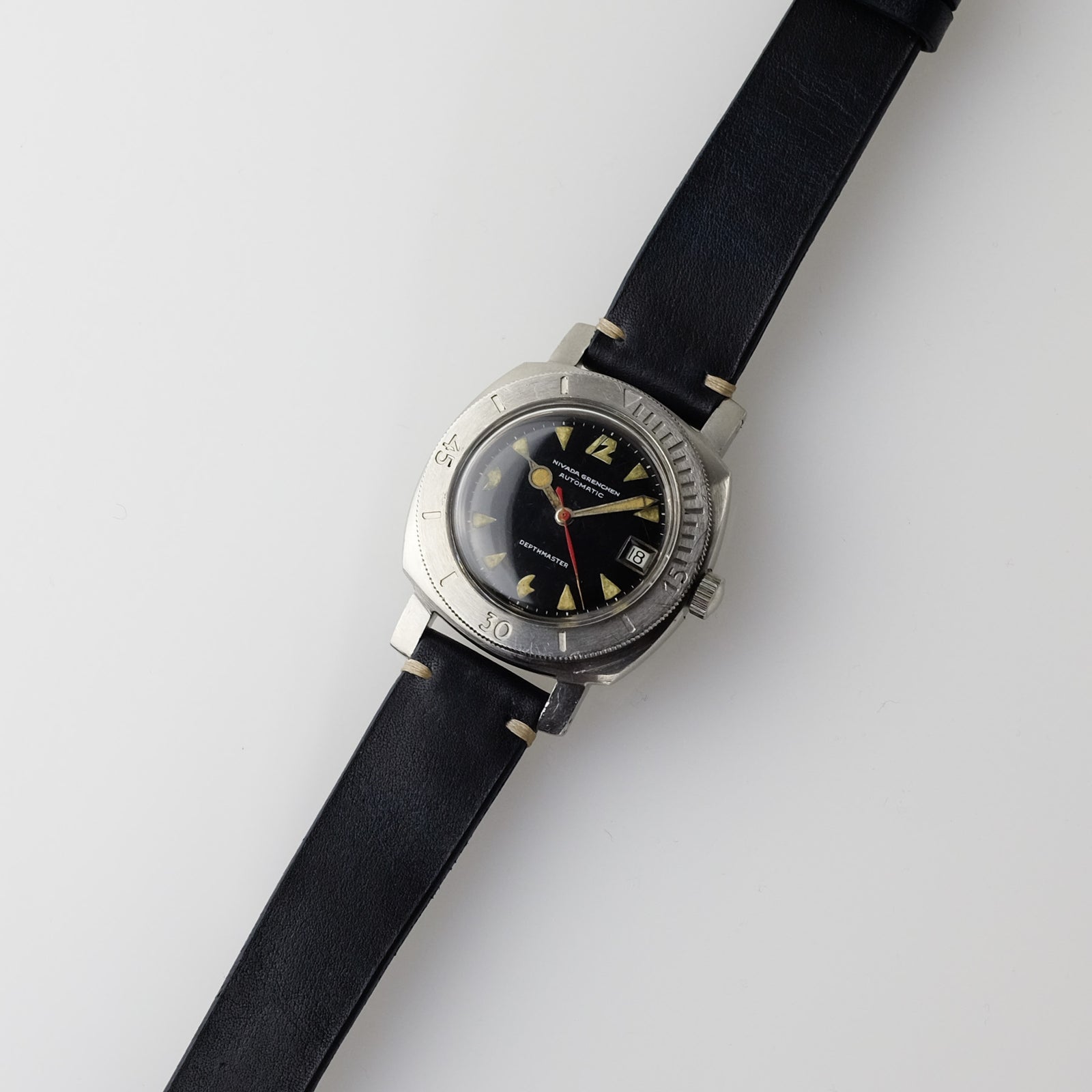 Nivada Grenchen Depthmaster Pac-Man – VEBLENIST