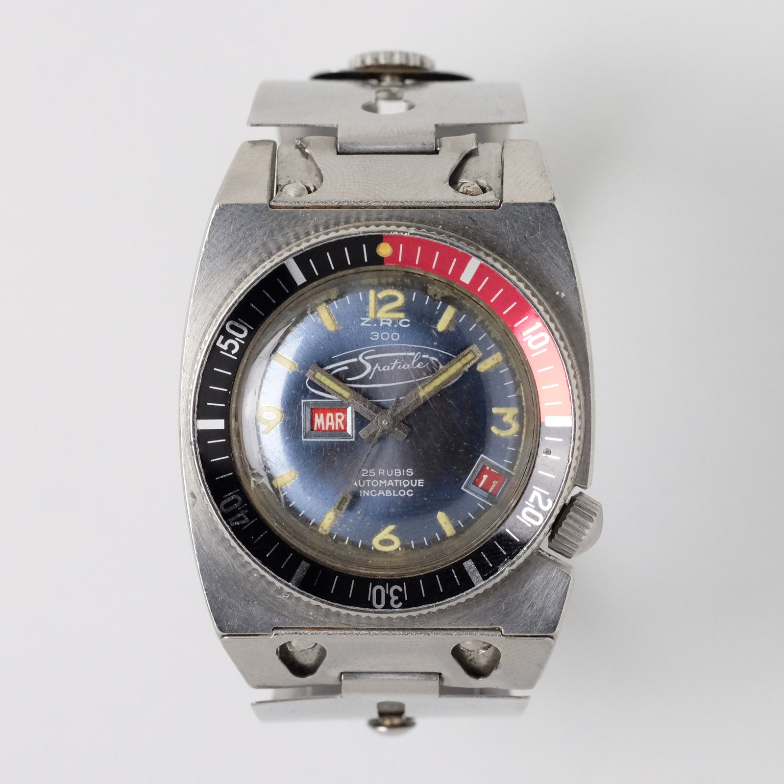 ZRC 300 Spatiale – VEBLENIST