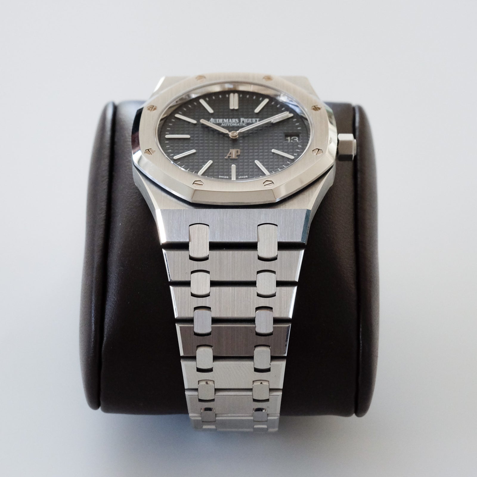 Audemars Piguet Royal Oak Jumbo 15202ST Blue Dial – VEBLENIST
